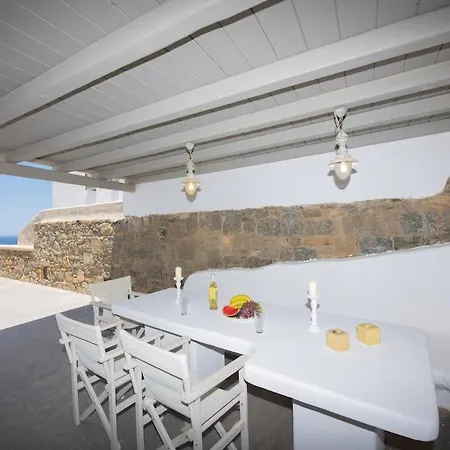 Superior 3 Beachfront Hot Tub And Seaview Apartment *
