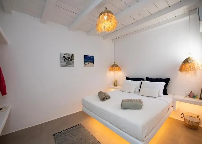 Superior 3 Beachfront Hot Tub And Seaview Apartment *